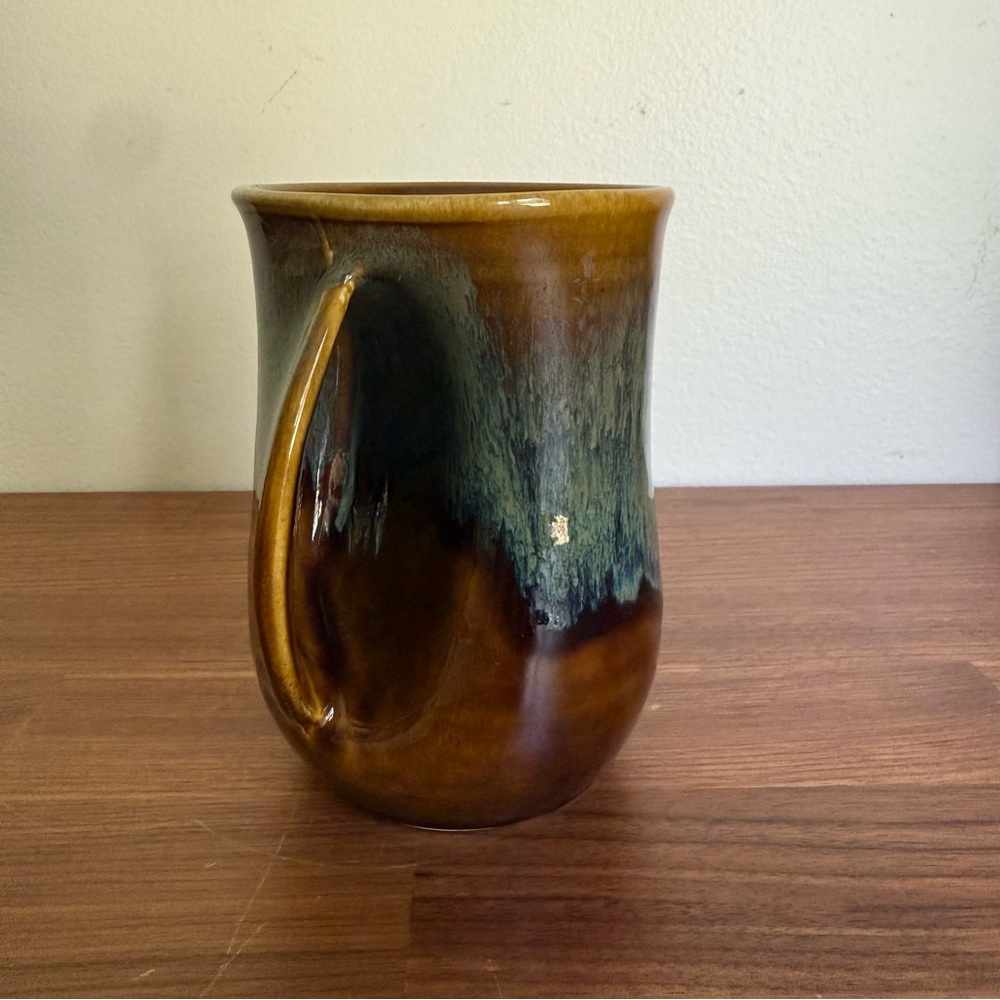 Made in Oregon Neher Pottery Mocha Handwarmer Mug, Left Hand